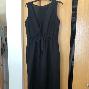 Esby Black Jumpsuit 100% Linen